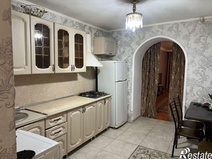 3-комн квартира ул Нигматулы Магомедова, 81 1,  д. 81 1,  к. 1