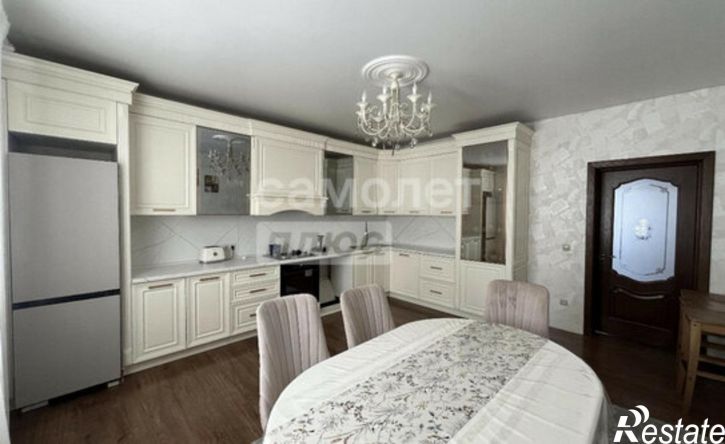 3-комн квартира улица Багамадова, 56,  д. 56