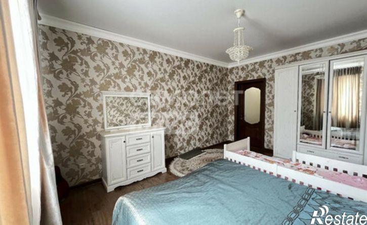 3-комн квартира улица Багамадова, 56,  д. 56