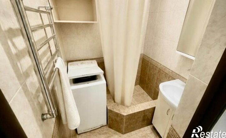 4-комн квартира улица Энергетиков, 49,  д. 49