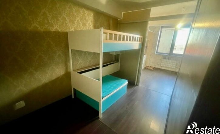 4-комн квартира улица Энергетиков, 49,  д. 49