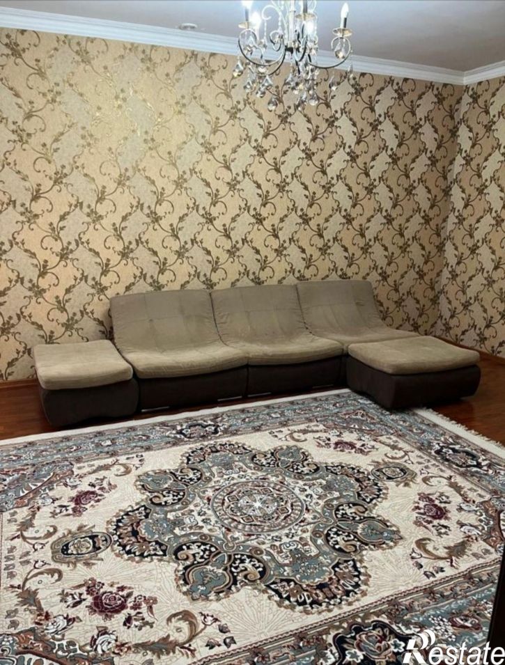 2-комн квартира улица Максима Горького, 52,  д. 52