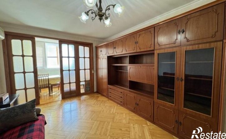 3-комн квартира улица Ирчи Казака, 3,  д. 3