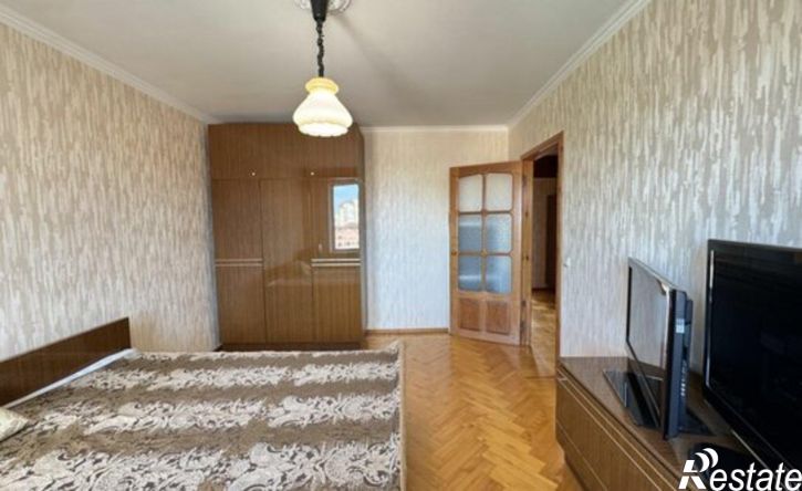 3-комн квартира улица Ирчи Казака, 3,  д. 3