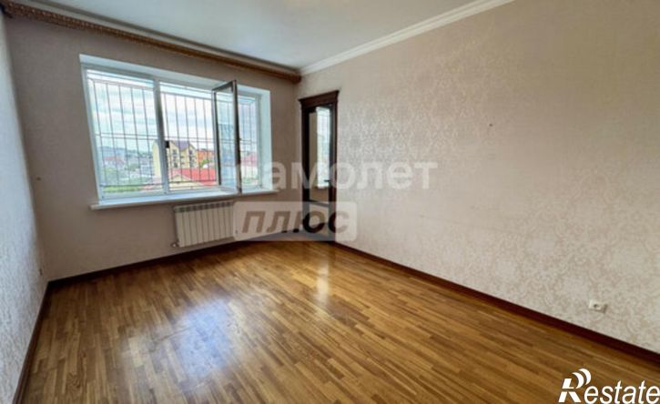 3-комн квартира ул Гаруна Курбанова, 72и,  д. 72и