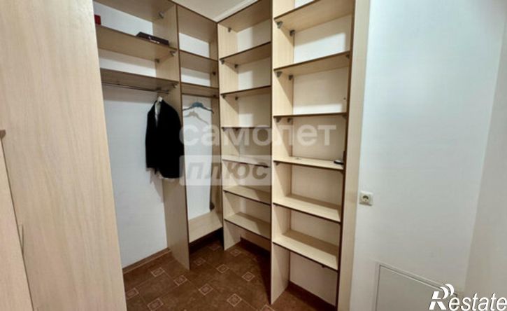 3-комн квартира ул Гаруна Курбанова, 72и,  д. 72и