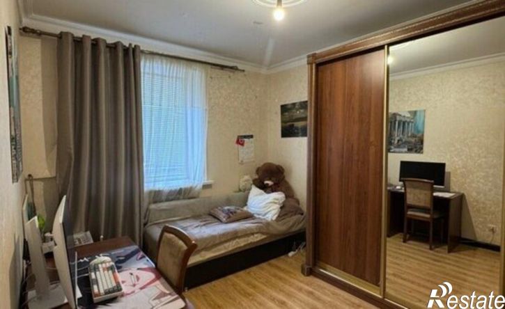 4-комн квартира улица Каммаева, 19,  д. 19