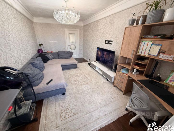 4-комн квартира пр-кт Али-Гаджи Акушинского, 6,  д. 6