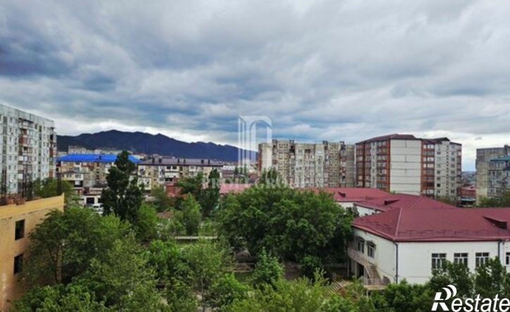 3-комн квартира проспект Али-Гаджи Акушинского, 94Ж,  д. 94Ж
