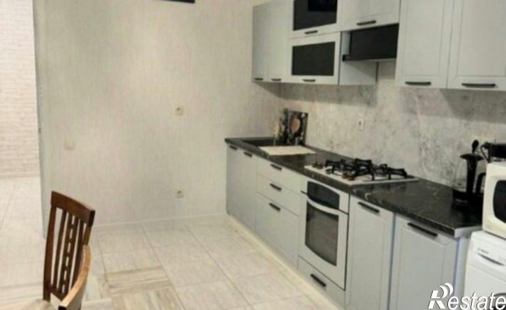2-комн квартира улица Даниялова, 101,  д. 101