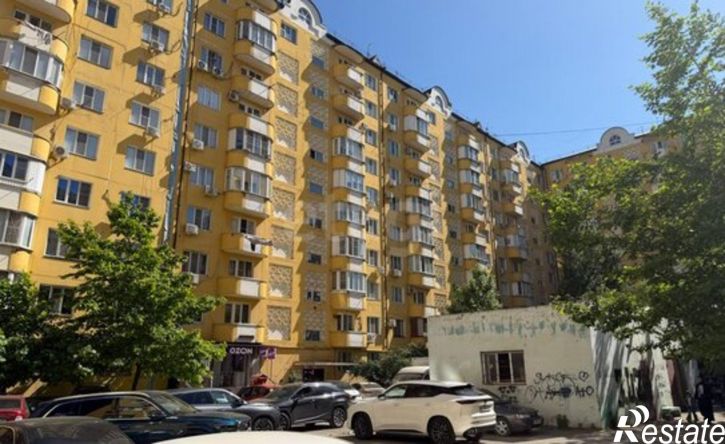 2-комн квартира пр-кт Гамидова, 49 8,  д. 49 8,  к. 8