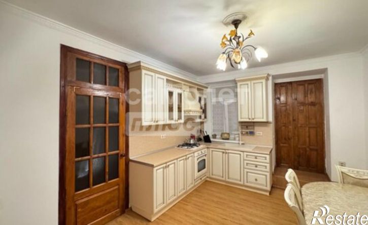 3-комн квартира ул Заманова, 30,  д. 30