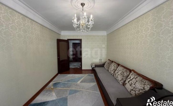 2-комн квартира пр-кт Гамидова, 49 8,  д. 49 8,  к. 8
