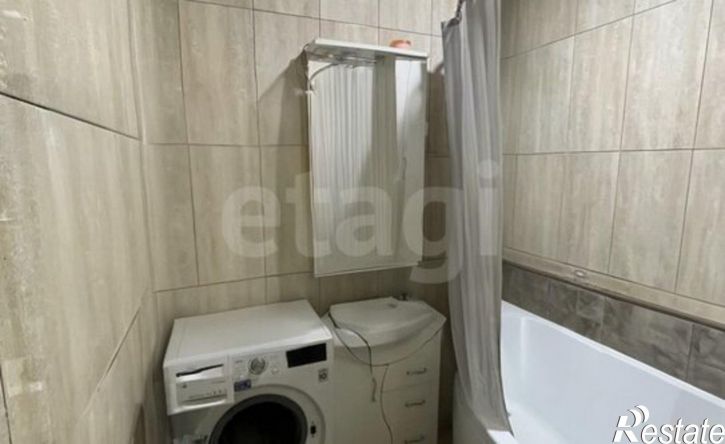 2-комн квартира улица Генерала Омарова, 25А,  д. 25А