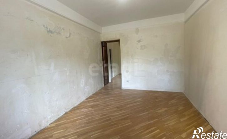 4-комн квартира улица Зои Космодемьянской, 50,  д. 50
