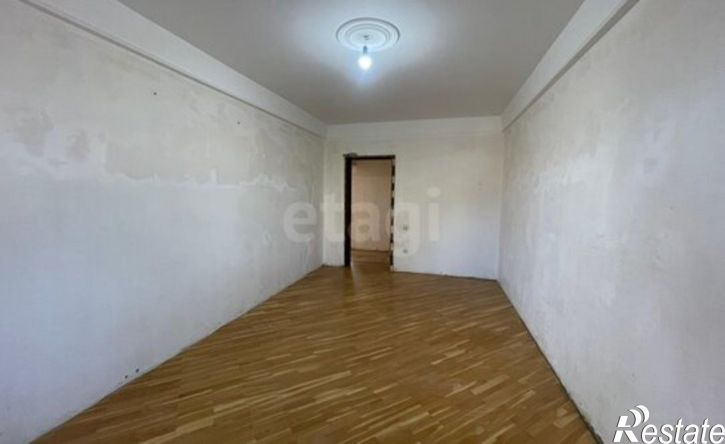 4-комн квартира улица Зои Космодемьянской, 50,  д. 50