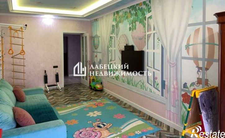 3-комн квартира улица Каммаева, 15В,  д. 15В