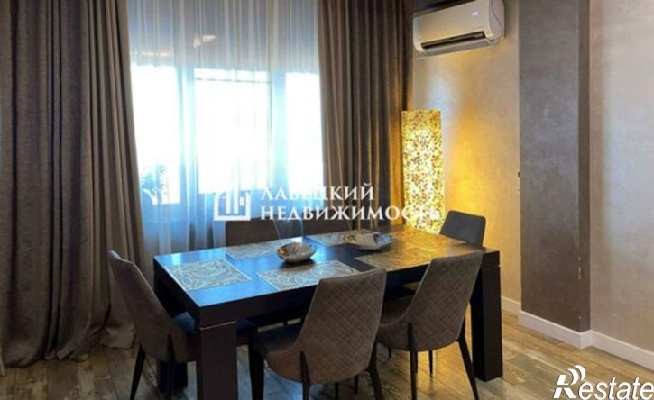 3-комн квартира улица Каммаева, 15В,  д. 15В