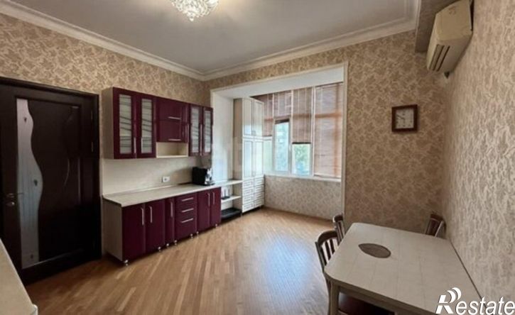 2-комн квартира улица Лаптиева, 39,  д. 39