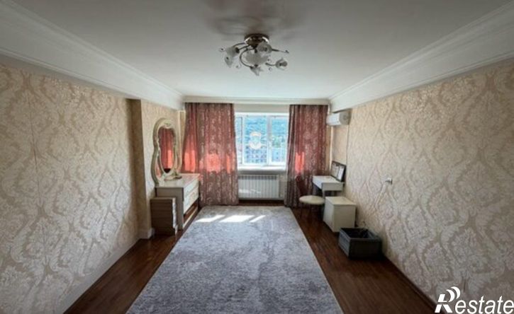 3-комн квартира улица Ирчи Казака, 5А,  д. 5А