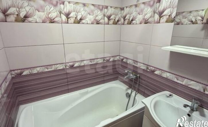 3-комн квартира улица Ирчи Казака, 5А,  д. 5А