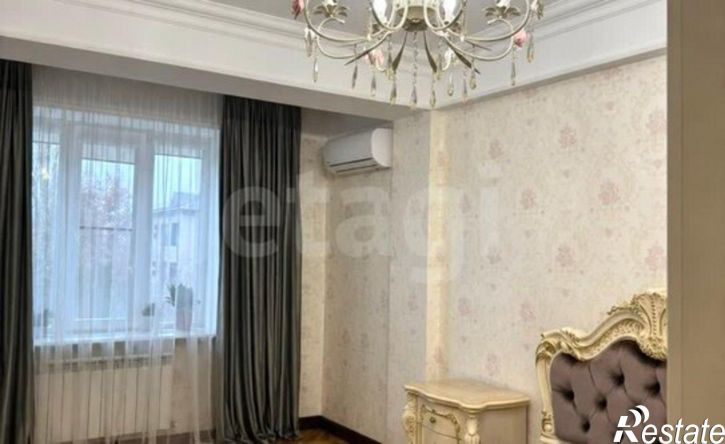 3-комн квартира пр-кт Имама Шамиля, 52г,  д. 52г