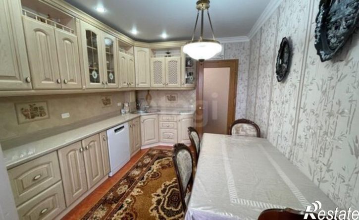 3-комн квартира проспект Насрутдинова, 50Р,  д. 50Р