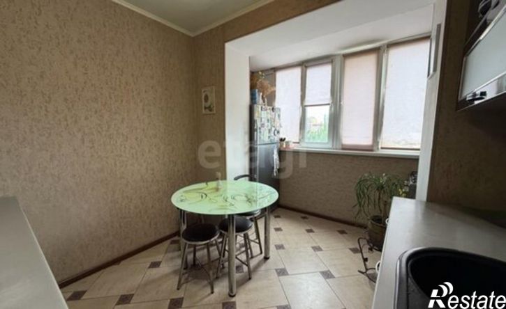4-комн квартира улица Лаптиева, 63,  д. 63