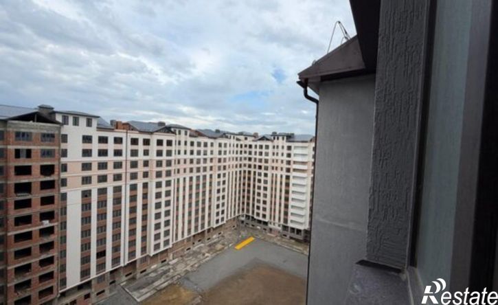 3-комн квартира проспект Насрутдинова, 254,  д. 254