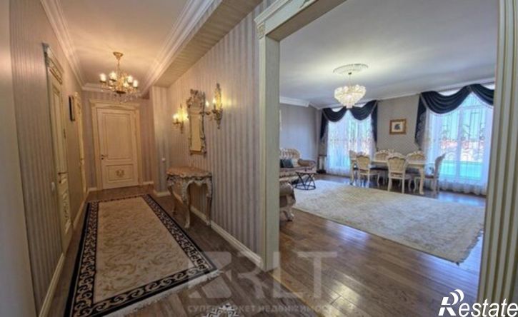 4-комн квартира пр-кт Гамидова, 7Б,  д. 7Б