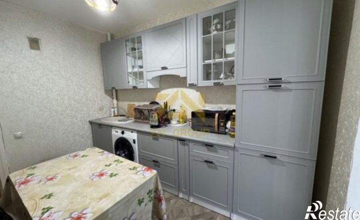 3-комн квартира проспект Али-Гаджи Акушинского, 23,  д. 23