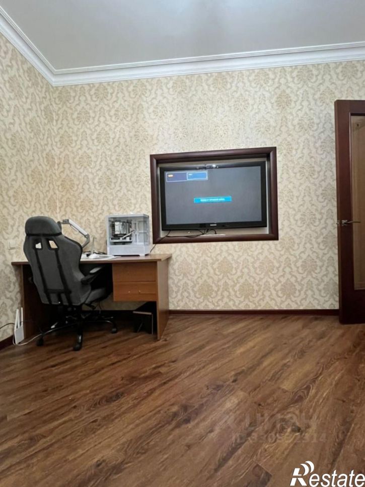 2-комн квартира улица Буганова, 22А,  д. 22А