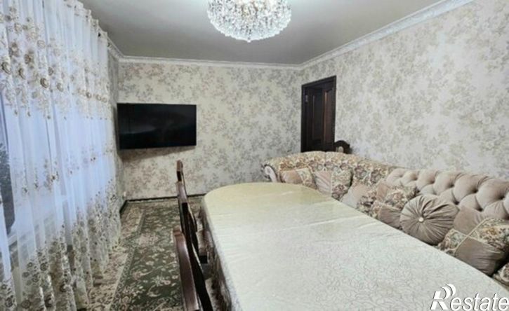 4-комн квартира ул Комарова, 6,  д. 6