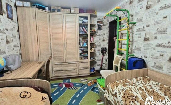 4-комн квартира ул Комарова, 6,  д. 6