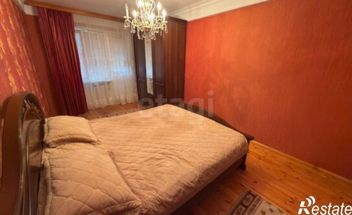 4-комн квартира улица Зои Космодемьянской, 50А,  д. 50А