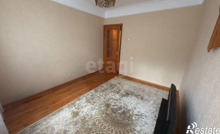 4-комн квартира улица Зои Космодемьянской, 50А,  д. 50А