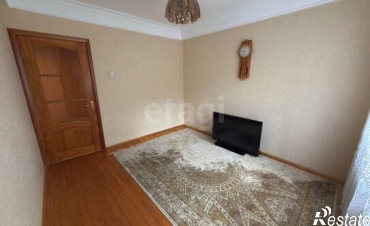 4-комн квартира улица Зои Космодемьянской, 50А,  д. 50А