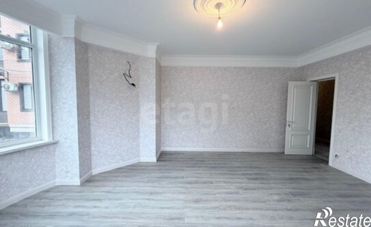 3-комн квартира ул Устарбекова, 6,  д. 6