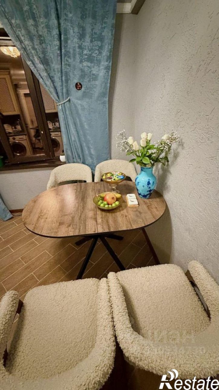 3-комн квартира улица Лаптиева, 53В,  д. 53В