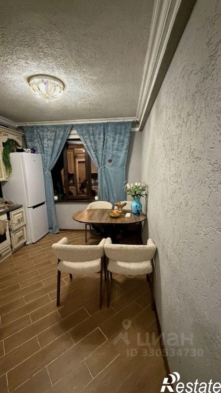 3-комн квартира улица Лаптиева, 53В,  д. 53В