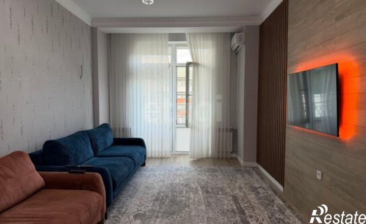 2-комн квартира улица Титова, 144к3,  д. 144к3