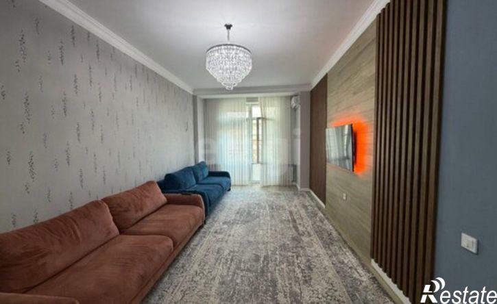 2-комн квартира улица Титова, 144к3,  д. 144к3