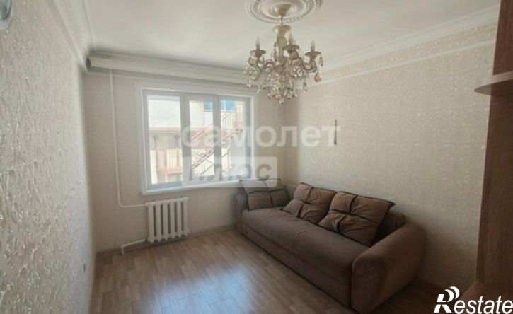 2-комн квартира улица Ирчи Казака, 80,  д. 80