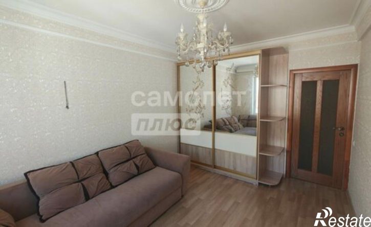 2-комн квартира улица Ирчи Казака, 80,  д. 80