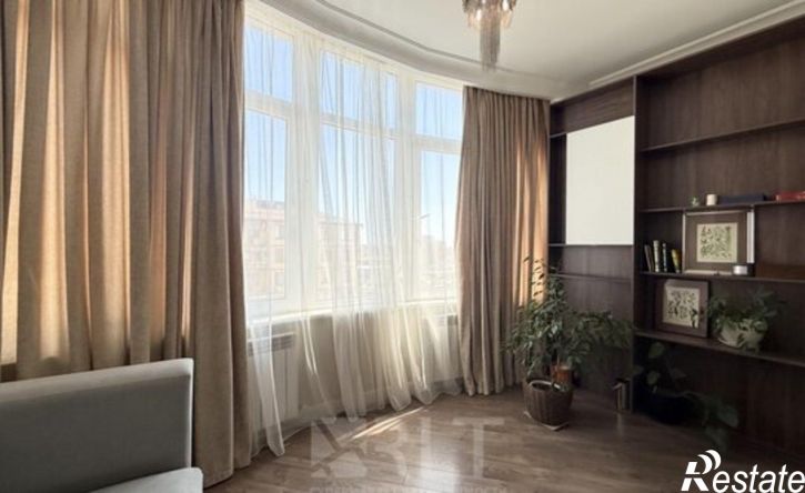 3-комн квартира улица Ирчи Казака, 41 кА,  д. 41 кА