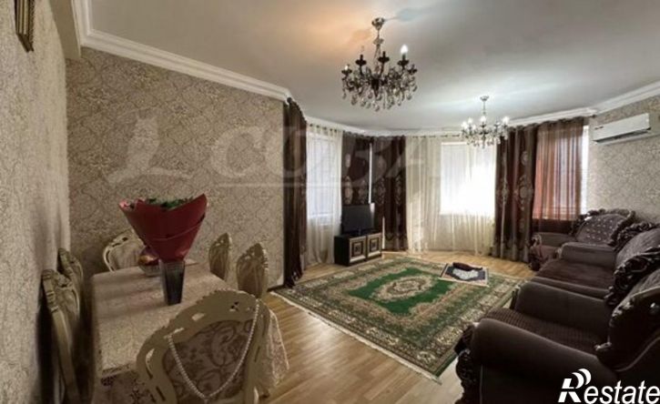 3-комн квартира пр-кт Насрутдинова, 55Б,  д. 55Б