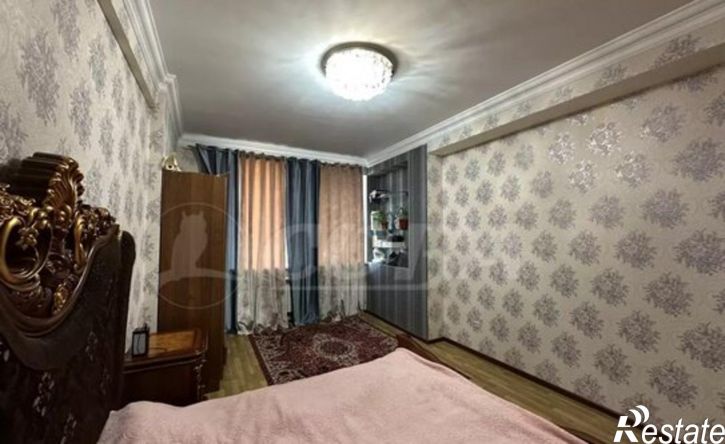 3-комн квартира пр-кт Насрутдинова, 55Б,  д. 55Б