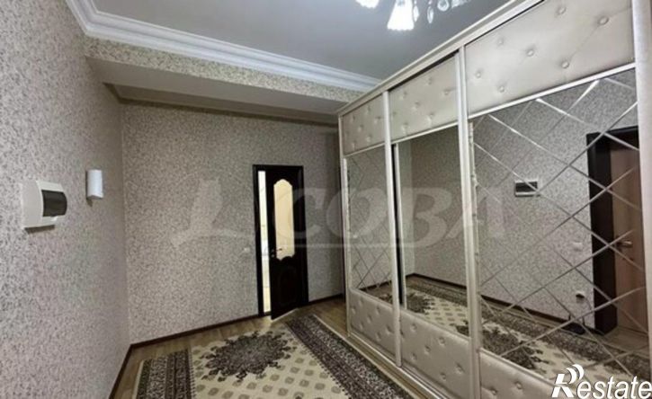 3-комн квартира пр-кт Насрутдинова, 55Б,  д. 55Б