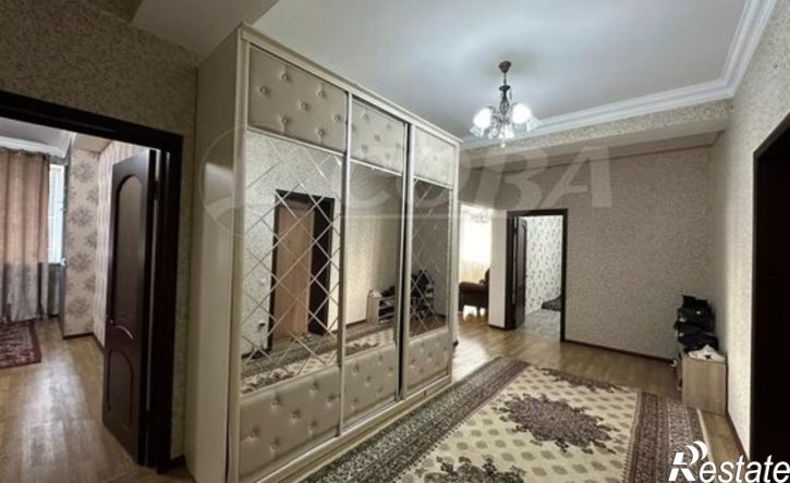 3-комн квартира пр-кт Насрутдинова, 55Б,  д. 55Б