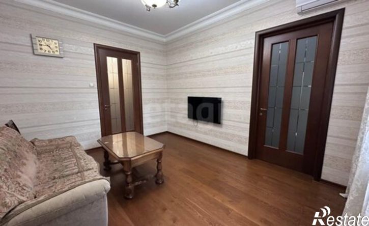 2-комн квартира улица Нахимова, 65В,  д. 65В